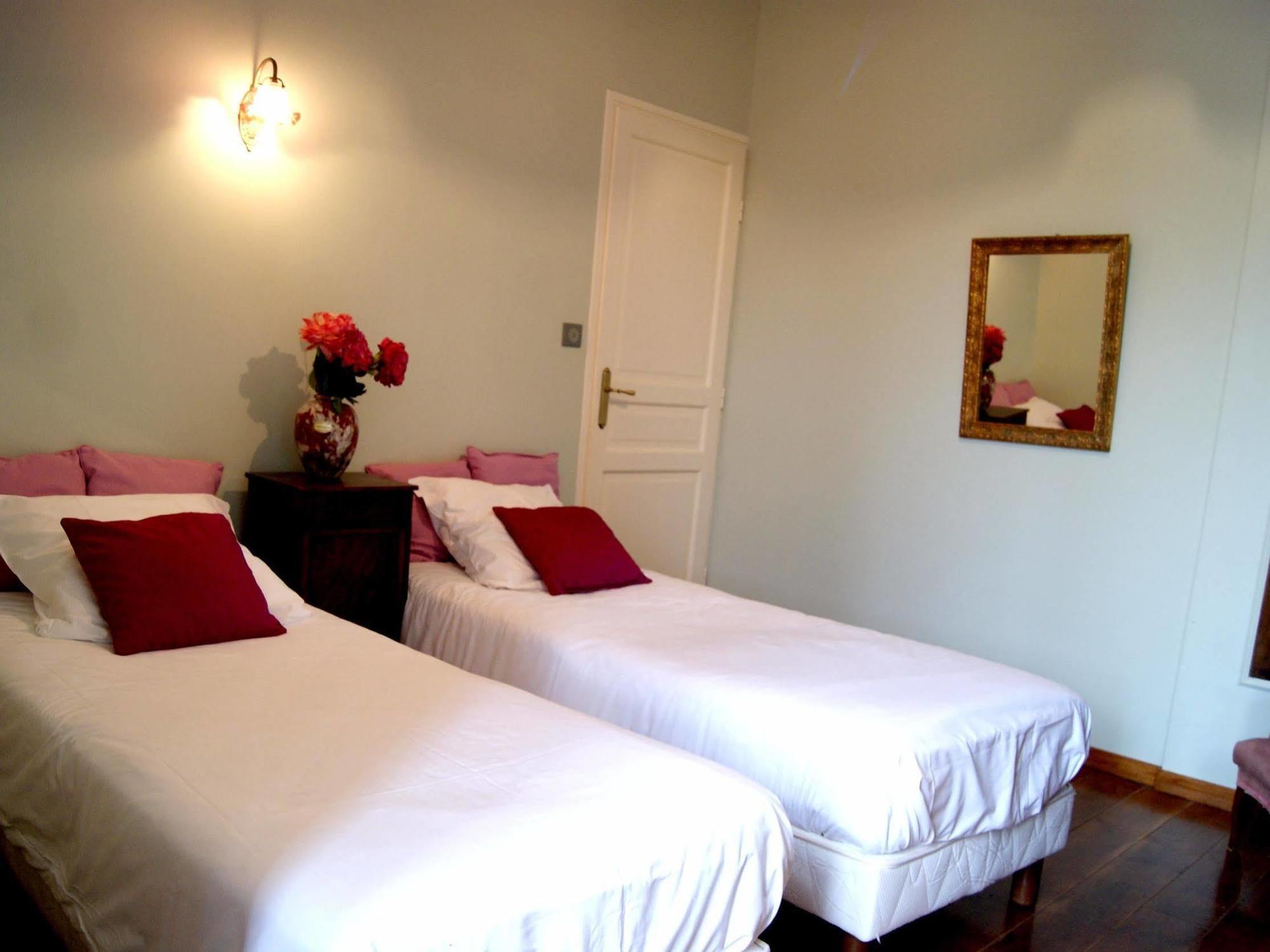 Logis Hotel - Restaurant La Marbrerie Caunes-Minervois Esterno foto