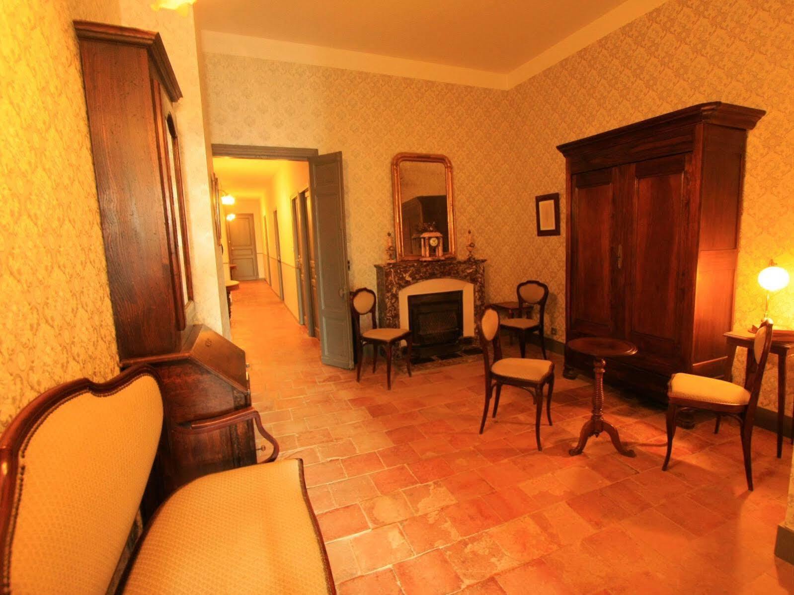 Logis Hotel - Restaurant La Marbrerie Caunes-Minervois Esterno foto
